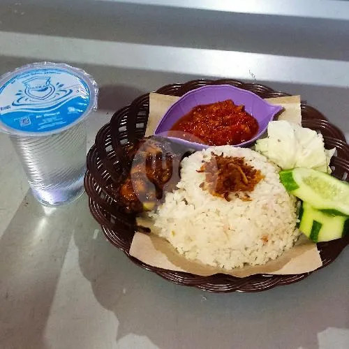 Nasi Liwet / Biasa + Ayam Bakar + 1 Gelas Air Mineral
